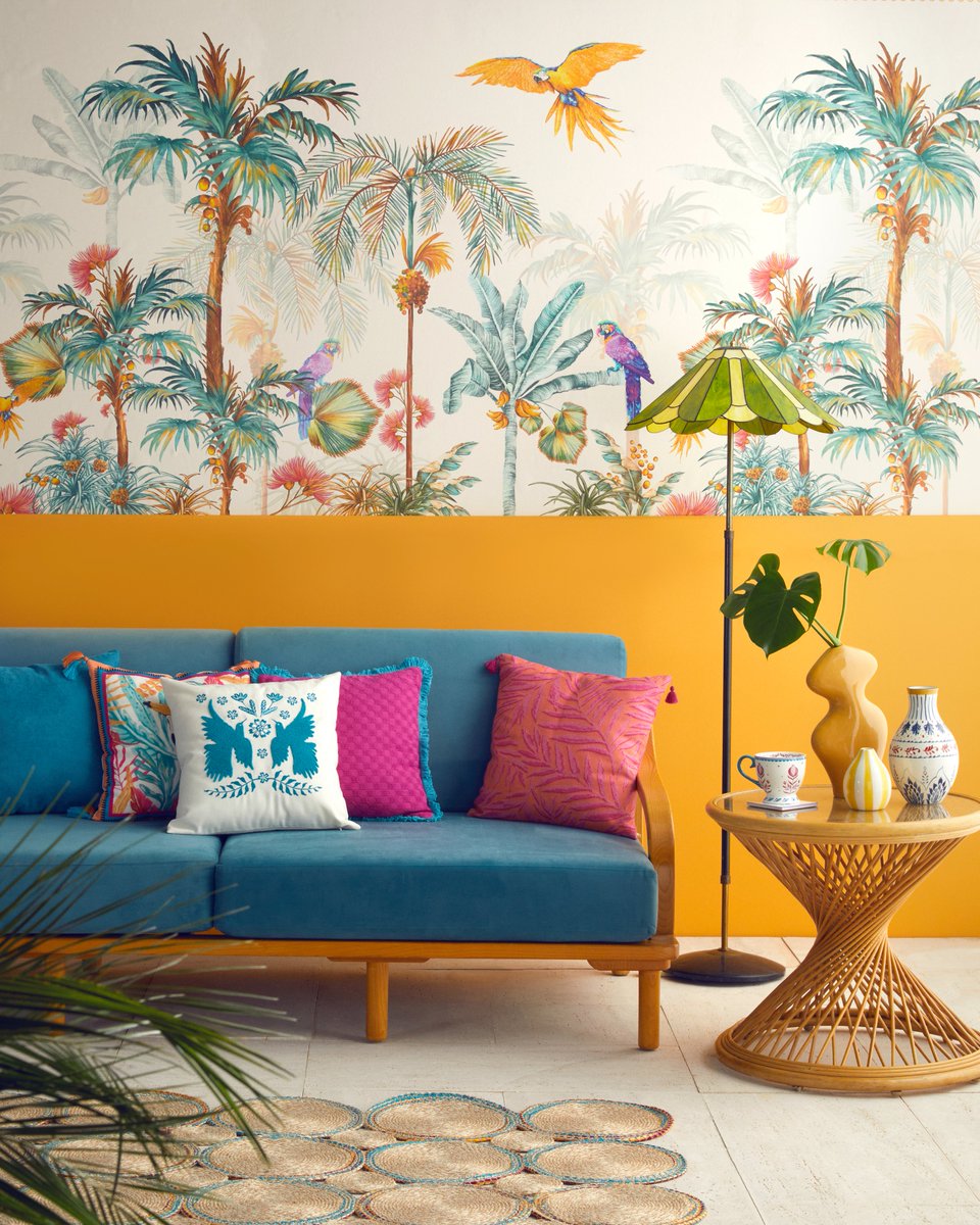 English Home tweet media