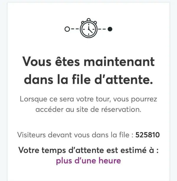 Ho cool 😁💸 je suis le 525810 ème à attendre dans la file d'attente pour espérer avoir une place que je n'aurai sûrement peut être pas pour le concert de @jul  👽🎙️🛸📀💿 🇲🇫 #RapFrançais #PlaneteRap @PLANETERAP2 @SkyrockFM #hiphopartist #Marseille #Paris