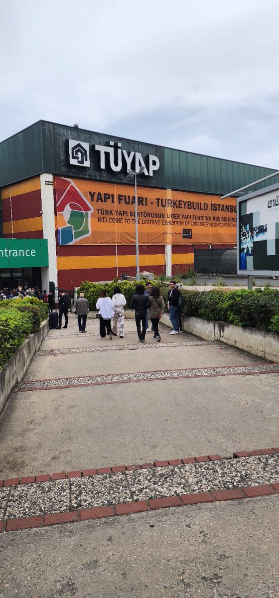 gulfticgroup's tweet photo. Our team is currently at Yapı Fuarı – Turkeybuild Istanbul 2024 engaging with industry leaders, sharing insights, exploring groundbreaking ideas and forging valuable connections!
#YAPIevents2024 #industryiInsights #gulftic #istanbul #TÜYAP #YAPIFAURI #TURKEYBuildIstanbul https://t.co/YEnfuhZ9k6