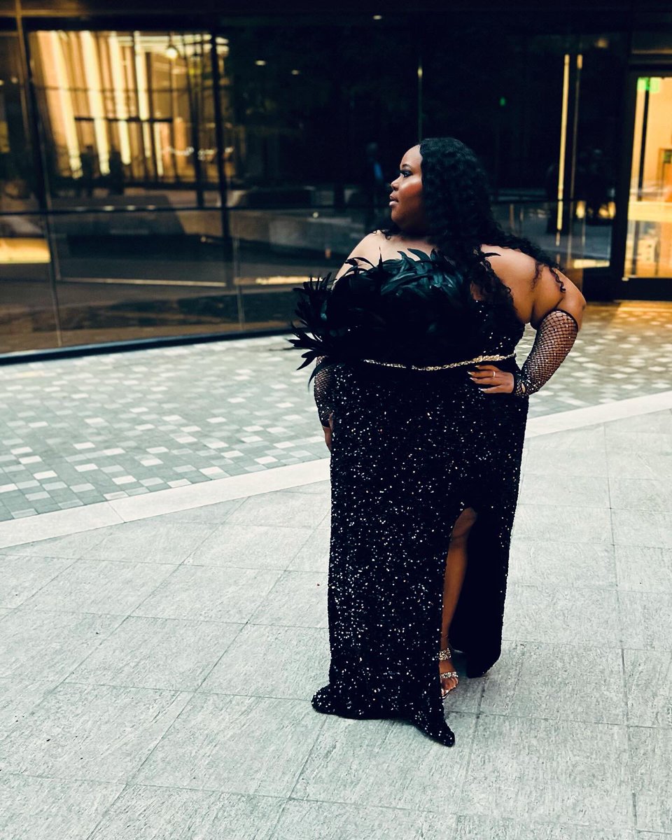 jan_monae's tweet photo. Expensive chick by design✨  
Twenty Fine will be iconic
#plussizefashion #curvy #fashionblogger #dcblogger #WashingtonDC https://t.co/RQU55sM4A4