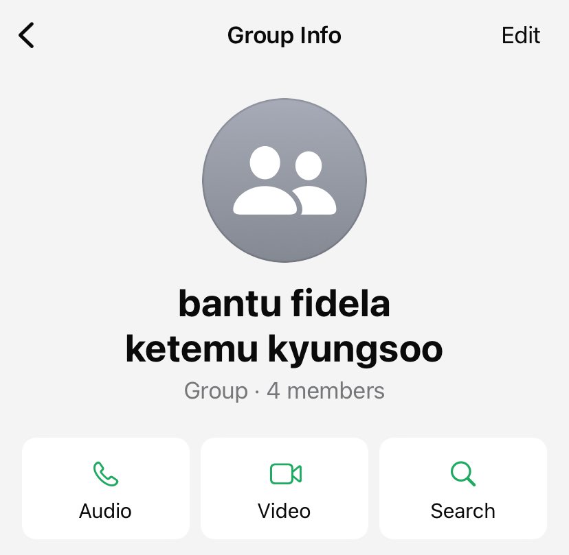 isnayefa's tweet photo. @idgaffid @pengabdidomba @89maudyy @newkungfusebby siap mengawal fidela bertemu kyungsoo https://t.co/84LiY6fPfW