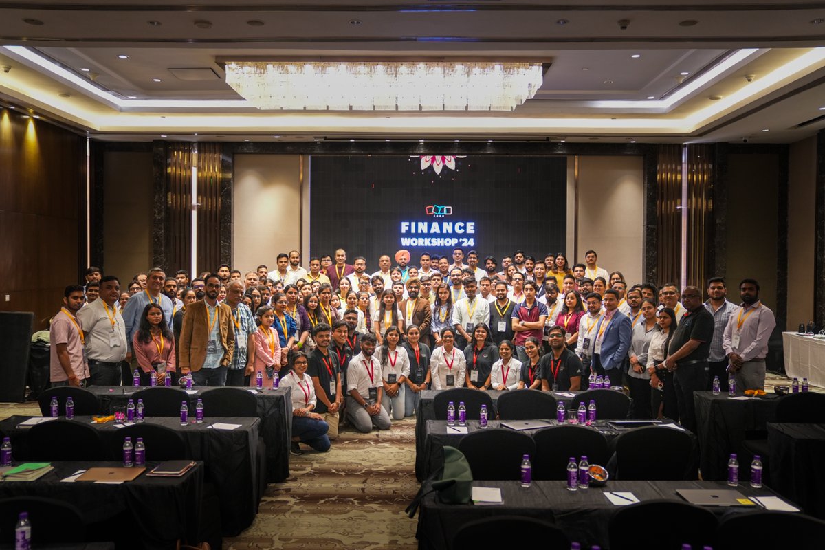 What a fabulous audience, you were #Delhi!

Our team had an amazing time exploring the Zoho Finance apps with our #ZFTribe whose energy was through the roof.

We hope you are all set to level up your business finance operations with the Zoho Finance apps at your aid.💙

Cheers.