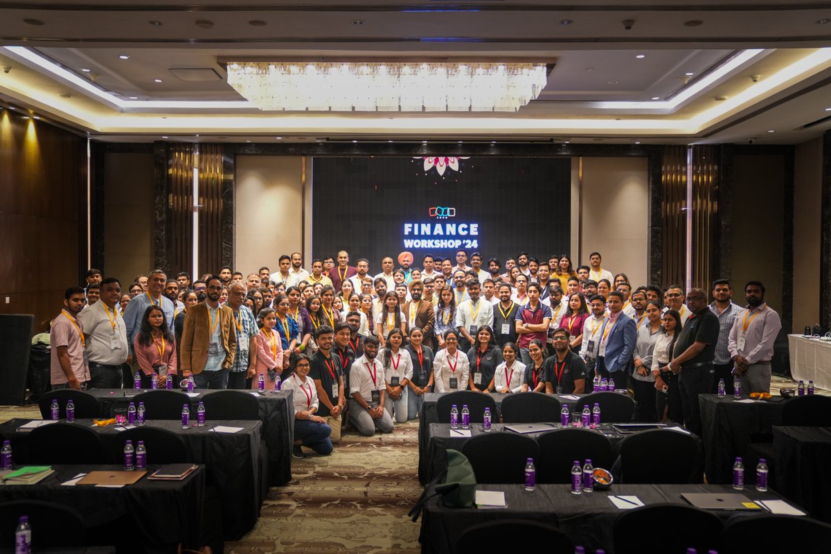 ZohoBooks's tweet photo. What a fabulous audience, you were #Delhi!
Our team had an amazing time exploring the Zoho Finance apps with our #ZFTribe whose energy was through the roof.
We hope you are all set to level up your business finance operations with the Zoho Finance apps at your aid.π
Cheers. https://t.co/rLKECNHJiH