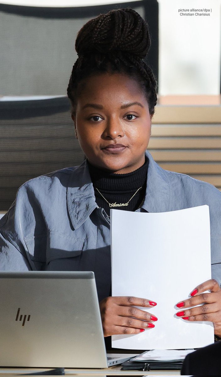 #InspirationalPeople: Aminata Touré, rising star of politics 🇩🇪 & 1st Afro-German minister! Born in 🇩🇪 in 1992 to Malian parents🇲🇱, Touré is a member of the Ecological Party 'The Greens' & campaigns for equal rights ⚖️ & against racism. She is also the youngest German minister!🙂