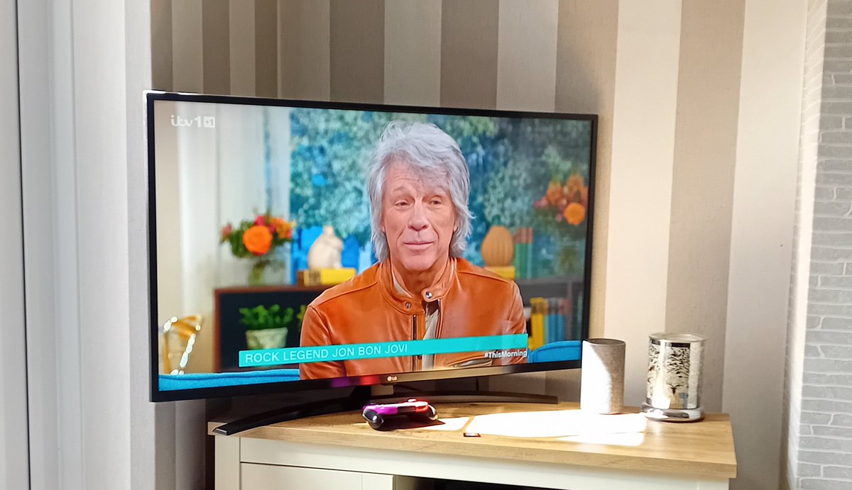 @Jerrybraden92 day off work, eating your lunch, and you see @jonbonjovi on daytime TV. Happy days!! #legendary. Roll on next week and @DisneyPlus