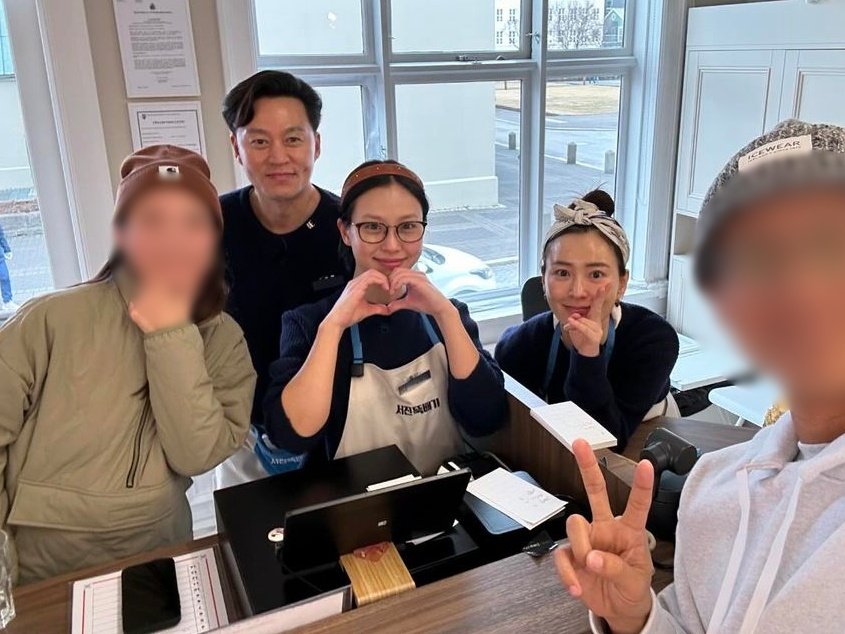 #GOMINSI during Jinny's Kitchen 2 filming in Iceland #고민시