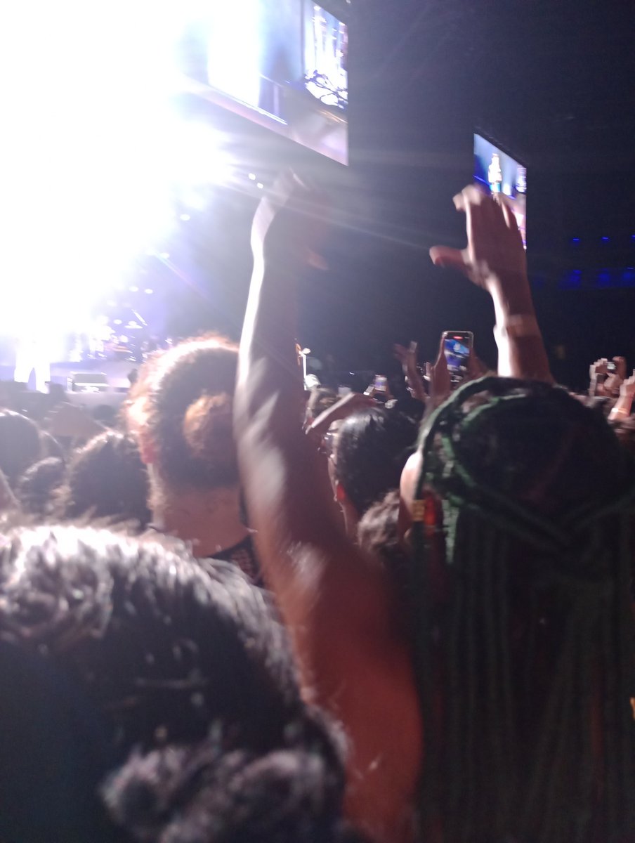 wejustfly's tweet image. Que noite! Que experiência inexplicável! 14 anos de amor e admiração. Valeu a pena esperar. Foi lindo! Obrigada, Jonas Brothers ❤️🇧🇷