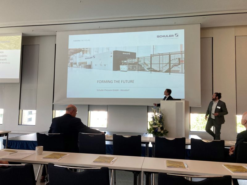 ANDRITZ_Schuler's tweet photo. Beim 22. Kolloquium der Europäischen Forschungsgesellschaft präsentierten die Kollegen die Vorteile der Digitalisierung im Laserschneiden sowie die neusten Entwicklungen in der Aluminium-Warmumformung.
#Schuler #FormingTheFuture #Laser #Hydraulic #digitalization https://t.co/vDKqdMarTb