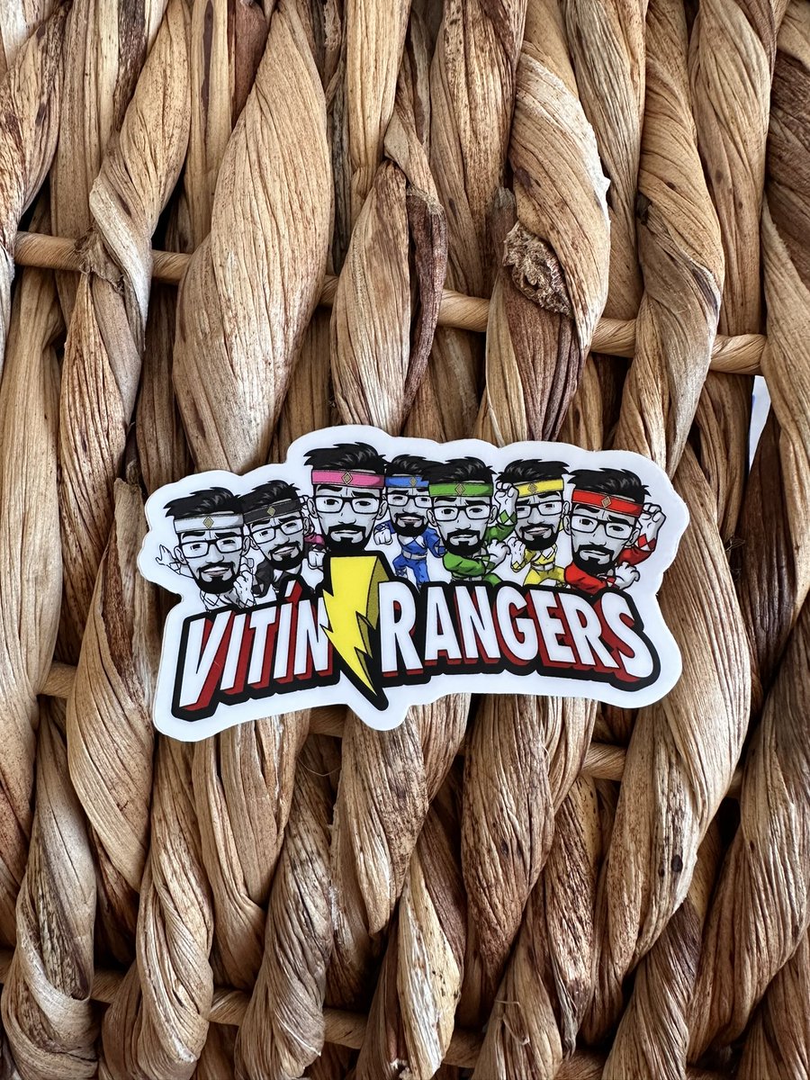 nashalyam's tweet photo. en apoyo a los  #VitinRangers⚡️ 
@vitinlodijo https://t.co/ax0S2RaCxG