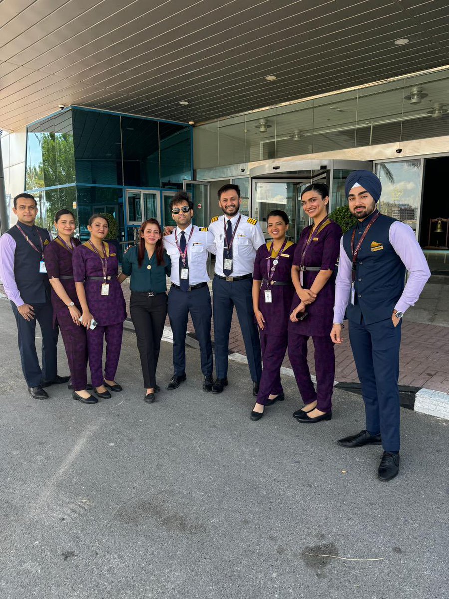 tweetpratikm's tweet photo. A huge shout out to the vistara Station manager Pooja Shetty and Duty manager Brian who worked through the night and made sure the passengers and crew were well taken cared off… Brian never left the airport. Pooja managed to book us the most unconventional layover hotel the Queen Elizabeth 2, a ship which had been converted into a hotel and Brian managed to flag down 2 hilux pick up trucks which took us through flooded roads. Without the help of these 2 professionals we would have been stuck in our aircraft like crew of other airlines. Fuel uplift 11.7tons with a flying time of 2hrs 28mins. It’s go home leg!! #UK202D #vistara #airbus #a321Neo #lifeontheramp #cfm #leap1a #letsgohome #crewlife
