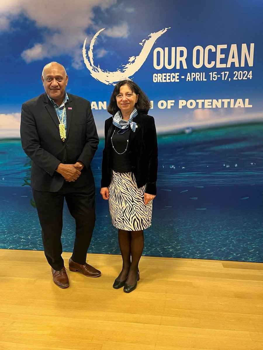 I had the pleasure to meet Ocean Pacific Commissioner Dr Manoni at #OurOceanGreece! The opportunity to discuss ocean & #climate, #fisheries, the Intergovernmental Panel for Ocean Sustainability, and of course, the Treaty of the High Seas #BBNJ. #OceanEU