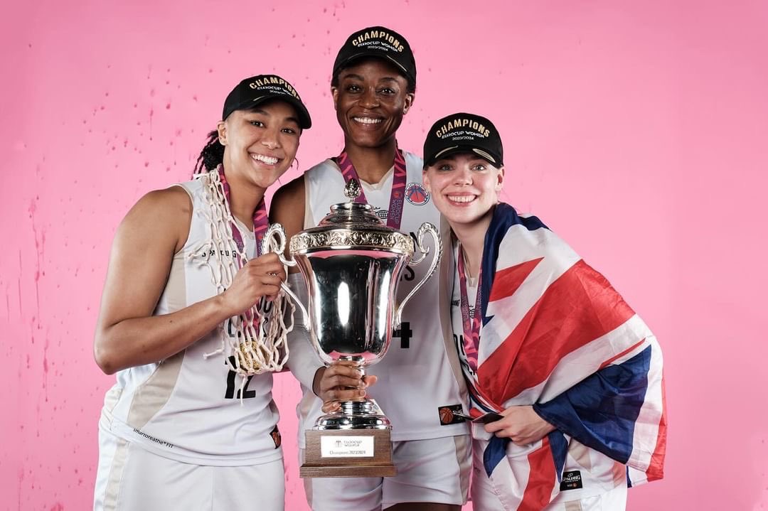 PROUD MOMENTS 🫶🏻🇬🇧 📸 @londonlionsw #BritishBasketball