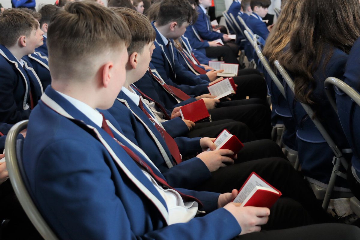 It was a special day for Year 8 as they received a wonderful gift. Andrew and James from Good News For Everyone presented them with their own Bibles! The students are thrilled to explore and understand the teachings of God's word and enhance their faith. 🙏📖