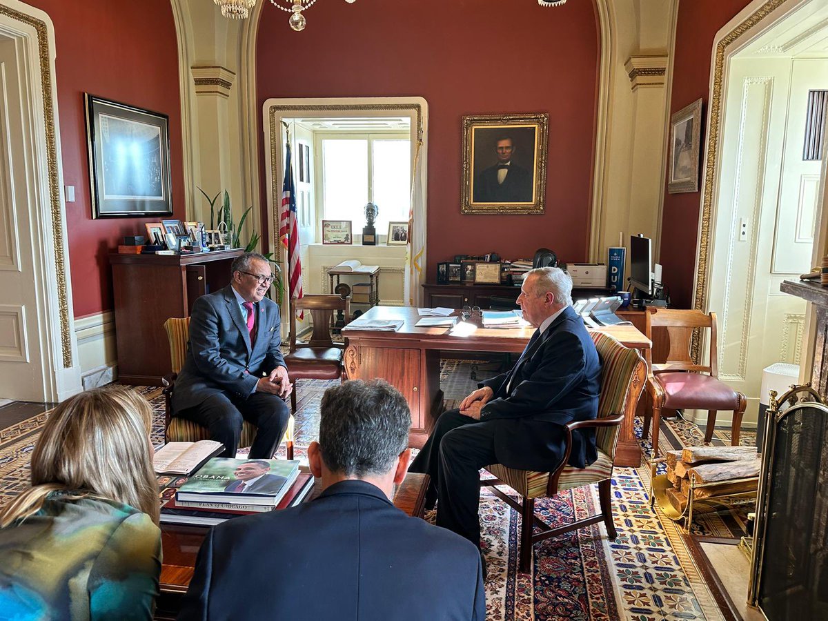 Thank you very much for a productive discussion, @SenatorDurbin, about @WHO’s work on pandemic preparedness and response to humanitarian crises.