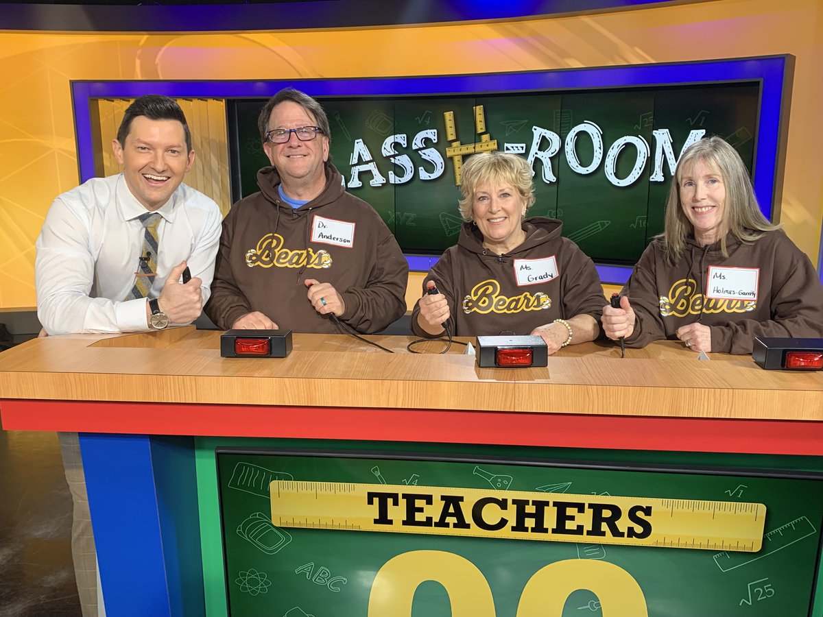 Wednesday night means trivia night with The ClassH-Room!

Tonight, the students and teachers from Delran High School test their knowledge!

Catch the episode streaming tonight at 7:00p.m. on FOX Local!

#TheClassHRoom