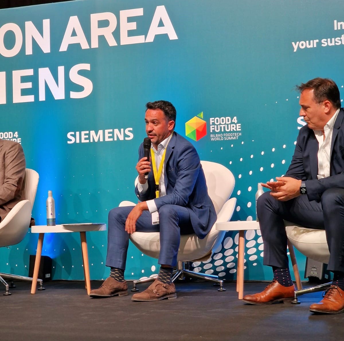 ♻ @Grupo_Uvesa asiste a @expofoodtech, escaparate mundial de las últimas #tendencias en la industria de la #alimentación, y nuestro director adjunto Miguel Ángel Sanz participó en una mesa redonda sobre la #eficiencia del uso del #agua 👉🏽bit.ly/4axEpXM #Food4Future2024