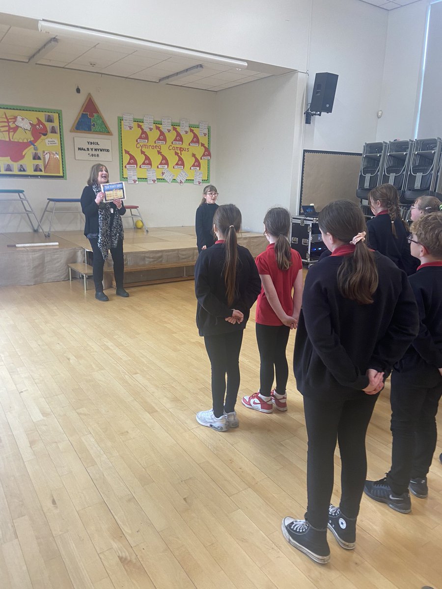 Criw Cymraeg and Playmakers are playing ‘Ble mae’r bel?’ Cymraeg Campus <a href="/MaesYMynydd/">Ysgol Maes Y Mynydd</a>