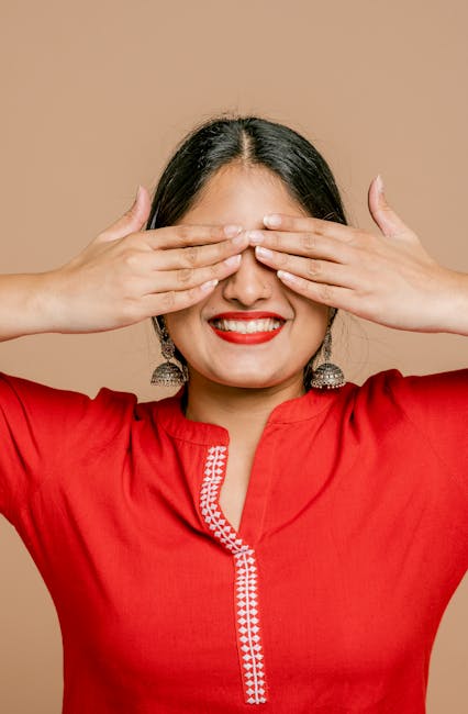 You can help keep your teeth white by reducing the amount of food and drinks you have that can stain teeth. 

Don't forget, stopping smoking can also help prevent discolouration and staining.

For more information visit dentalhealth.org/smoking-and-or…

#SmokeFree #WhiteTeeth