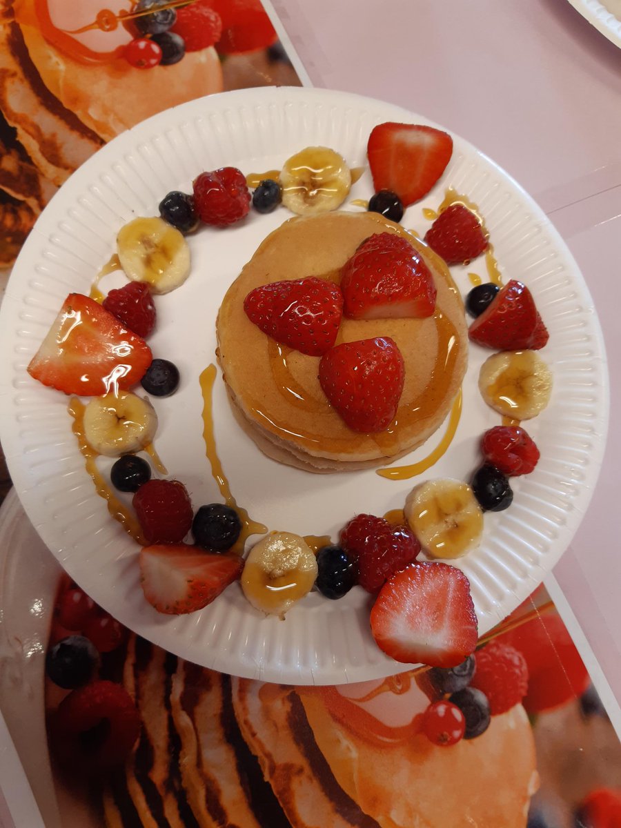 Tenants at a few of our Bradford services have enjoyed some delicious meals at recent cooking sessions - a chicken and spinach Bhuna curry, brownies, scones, and pancakes with a selection of tasty toppings. They look delicious! #cooking #budget #housing #Bradford