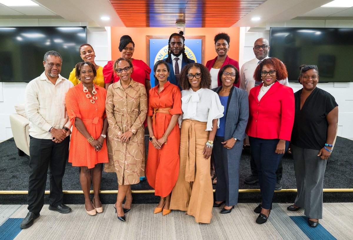 ICYMI: 'CDB Introduces More Robust & Response for Caribbean Creatives.' buff.ly/3vX5dSd: #Caribbean #Bank #Development #CaribbeanDevelopmentBank #CDB #CreativeIndustries #Culture #Funding #CIIF #Launch #OrangeEconomy