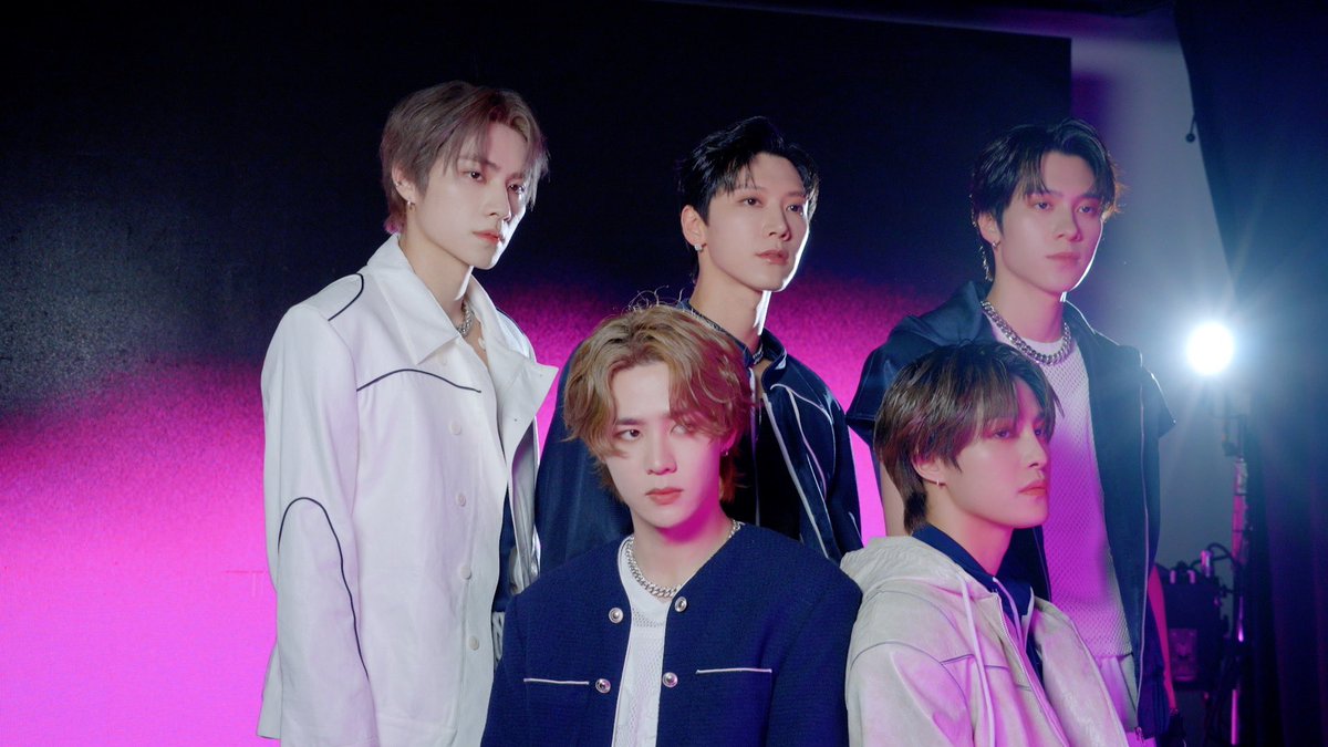 💚💪We will make you be proud of us | QQ Music Dianfeng Awards Behind   youtu.be/7znumdEfRic   #WayV #威神V  #QQ音乐巅峰盛典 #Behind #QQMusicDianfengAwards