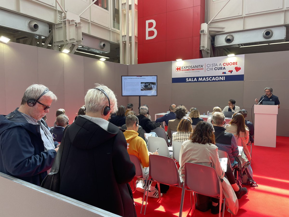 ArteaCom's tweet photo. Siamo in Sala Mascagni a @Exposanita e si replica domani sempre alle 13:30.

#arteacom #HCA https://t.co/JDCe0vdp8V