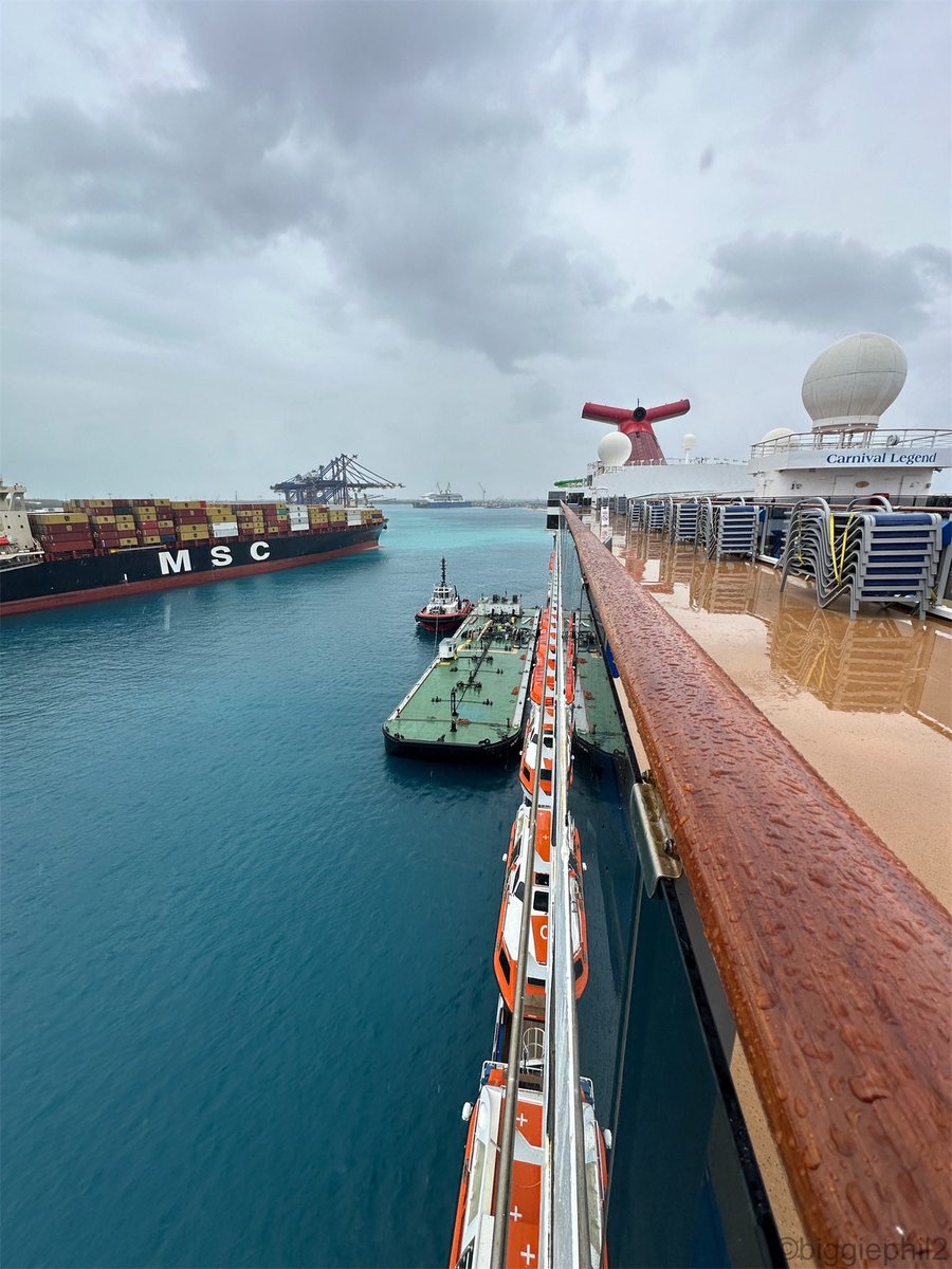 🛳️ took this ultra wide while the ship was refueling. 
#vacation #refueling #shotoniphone #iphone14pro #carnival #legend #freeport #bahamas