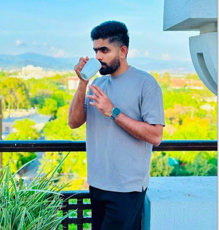 Pakistan best cricketer and best captain I am big freind Babar Azam
And you ?
#BabarAzam 
#Cricket