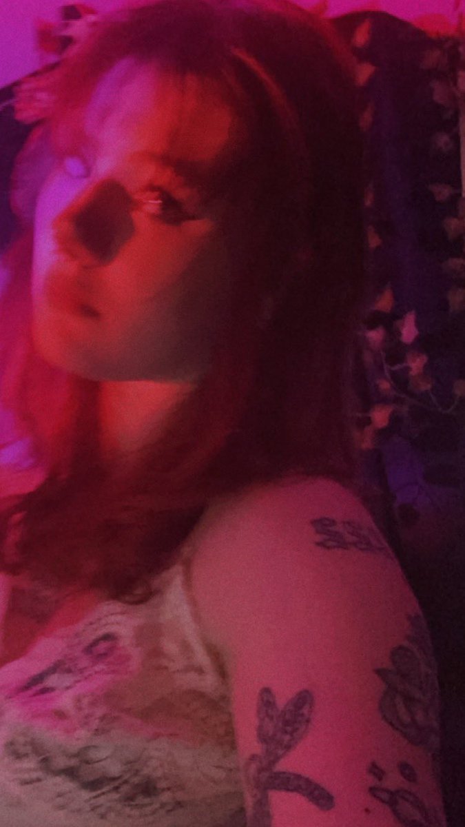 aalxcxaa's tweet photo. lately <3 https://t.co/o0iNVpOIFB