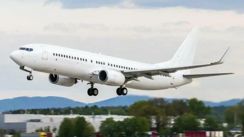 AvSourceNews's tweet image. #NEWS | Charter operator KlasJet will provide two Boeing 737-800 aircraft to Marabu Airlines, will will operate from Munich Airport across summer.

Read more at AviationSource!

aviationsourcenews.com/airline/klasje…

#KlasJet #MarabuAirlines #ACMI #charter #AvGeek