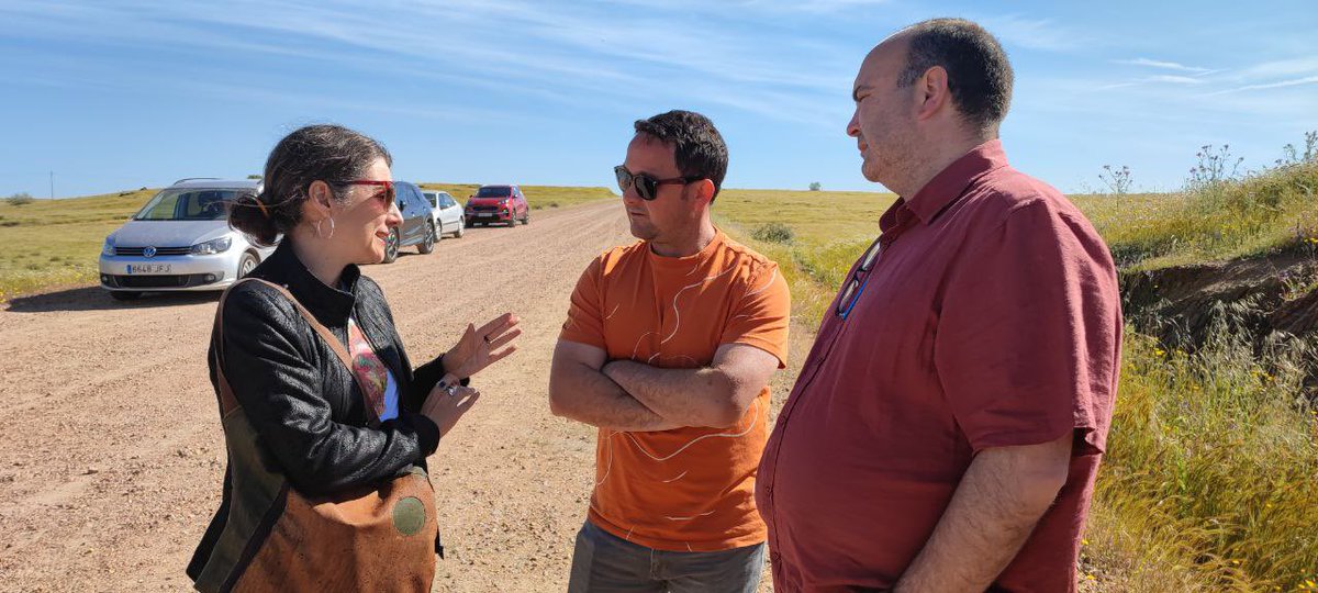 En La Coronada quieren instalar una planta de biogás que va a multiplicar los efectos del existente macro vertedero que lleva 20 años castigando al pueblo. Ningún proyecto así puede hacerse de espaldas a la ciudadanía. #NoALaPlantaDeBiogas