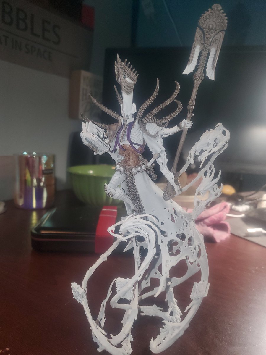 saga69420's tweet photo. I've gotten sucked back into painting warhammer miniatures. I've got alot of work to go before he is finished but he has been started.
Excited to be working on these again. 

Nagash https://t.co/7YHLKDk1Kc