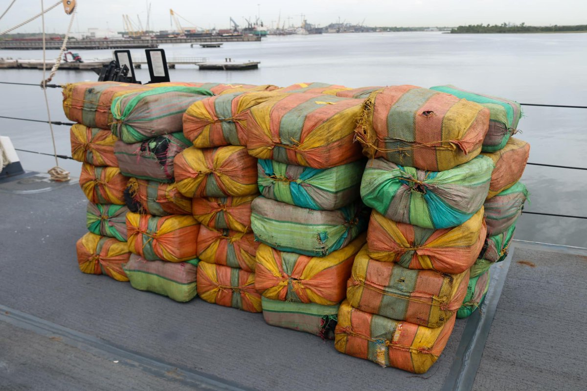 Way to go @uscg Cutter Hamilton! @JIATFS can monitor @ detect the illicit smuggling, but we need partners like the @USCG to do the interdictions. Last week the crew of the USCGC Hamilton - WMSL 753 offloaded approximately 21,000lbs of marijuana worth an estimated $20 million.