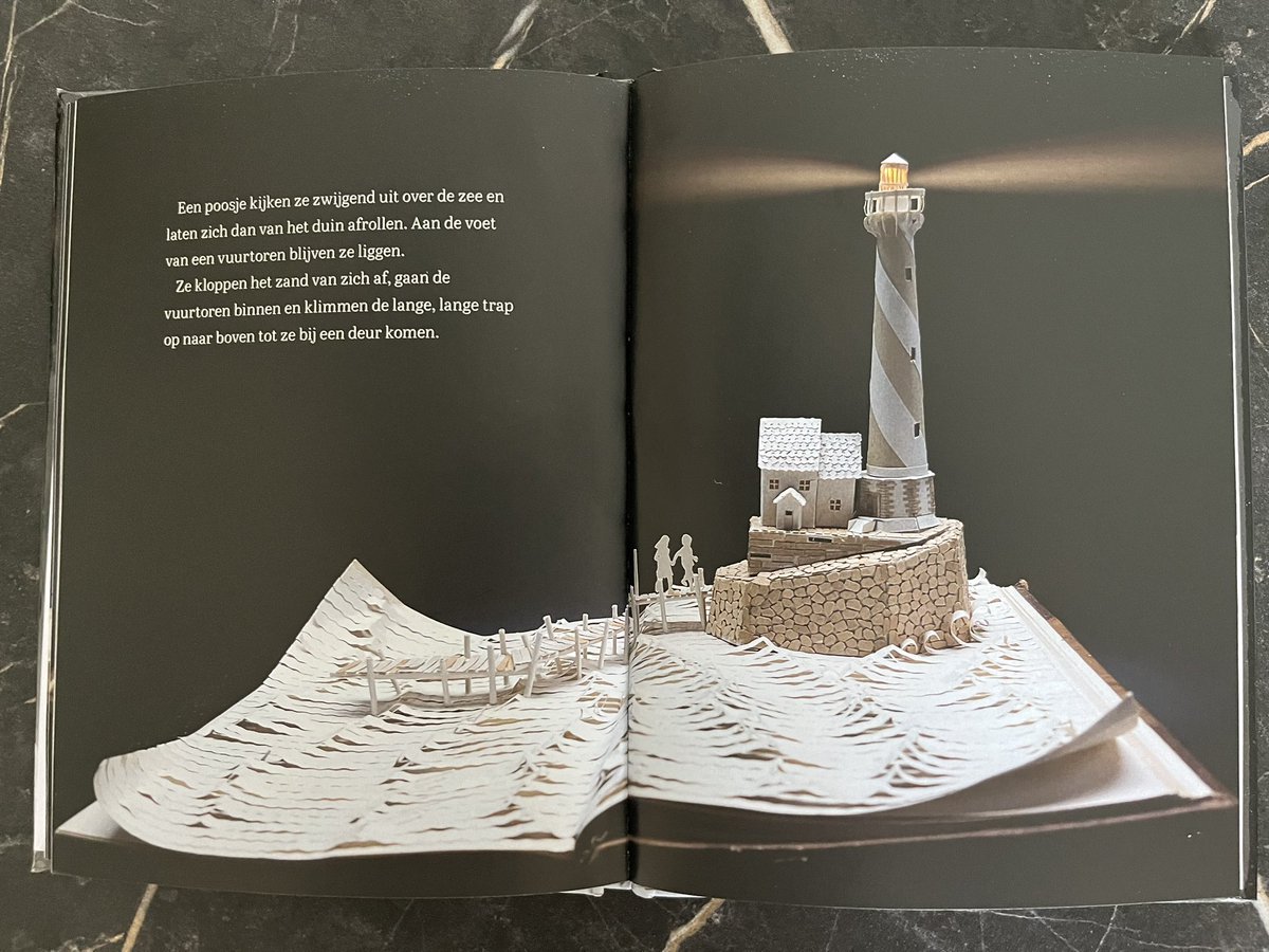 Een parel in woord èn beeld! ⭐️⭐️⭐️⭐️⭐️ #jeugdliteratuur #papierkunst #rijketekst