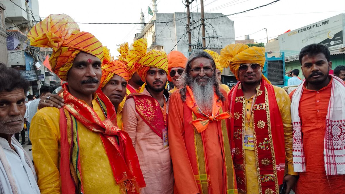 Chokar_baba's tweet photo. आज रामनवमी के अवसर पर सारण लोकसभा के विभिन्न स्थानों पर श्रीराम जन्मोत्सव शोभा यात्रा में शामिल हुआ।
आप सभी को रामनवमी की हार्दिक शुभकामनाएँ।
#सारणलोकसभा
#नावछाप https://t.co/HF3Z8SsDGi