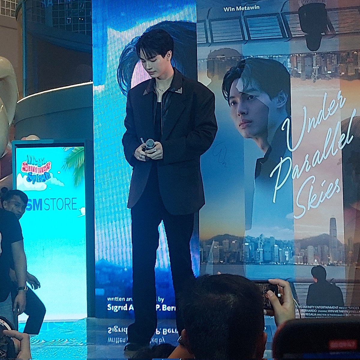 lovebrightwin's tweet photo. Take a rest and stay hydrated, @winmetawin 💚 This month showed us how devoted you are to your work as an artist, and we still have 2 weeks left of April 🤯 

No words can describe how proud we are of you, bunny! Keep on shining ✨️ 
#winmetawin #snowballpower https://t.co/rRq1PyLJy8