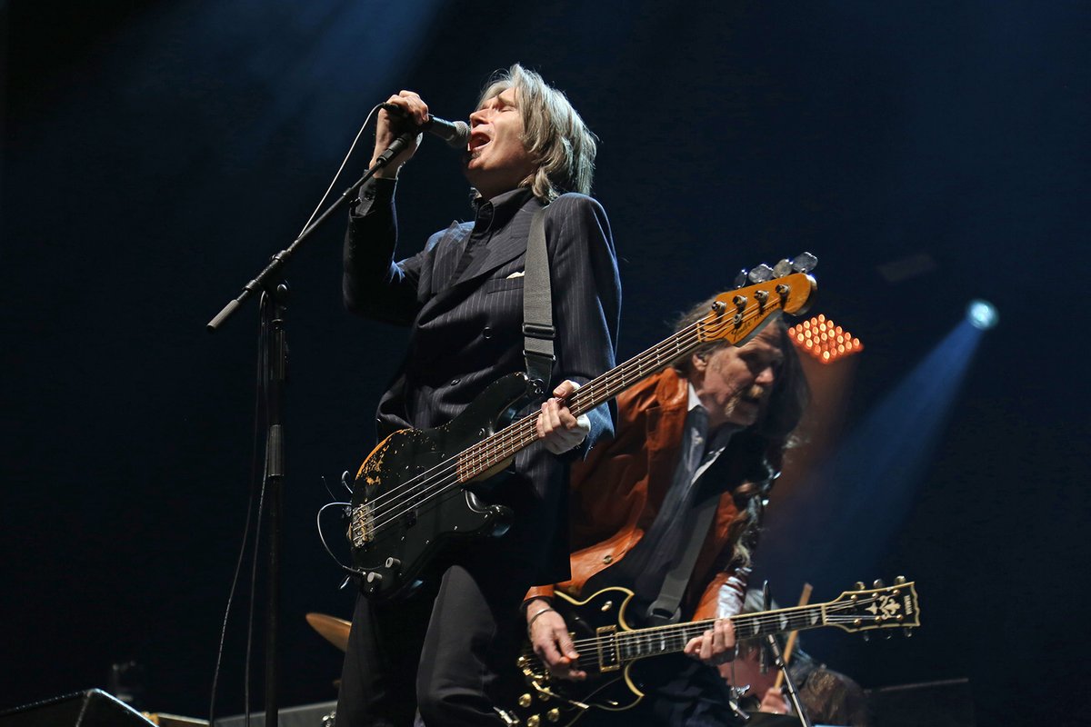 DelAmitri's tweet photo. Shots from last month’s show supporting @simplemindscom at @OVOHydro in Glasgow. The tour hits Paris tomorrow night (18th). Who’s arriving early to catch Del Amitri? 

📸 - Cristina Gallego https://t.co/a22adcouaX