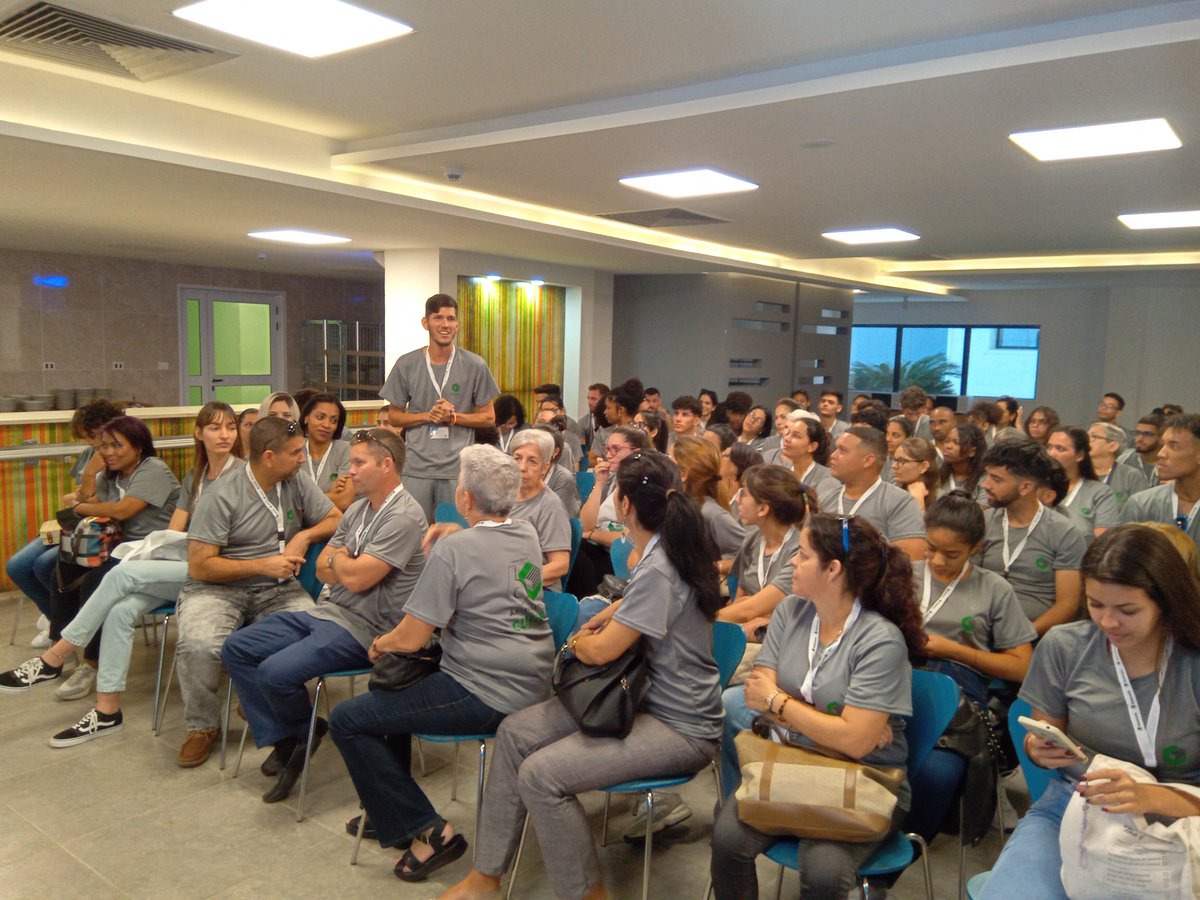 Visita técnica-profesional por parte de los participantes en el VII Encuentro Nacional de Estudiantes de Ingeniería Química 2024

#7eneiq_cujae #aleiqlatam #chemicalengineering

@UCLVCU @UOCuba