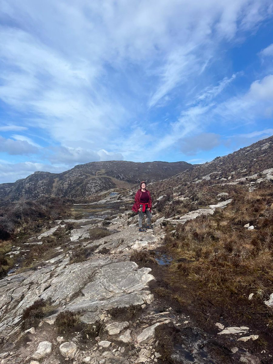 We have had more reports of our @EmmaBeansworth being spotted. This time, we have no idea where in the wildness she is. All we know is the report came from the Isle of Skye. This needs to stop! There is Agona work the needs finishing... 😤 #huntson