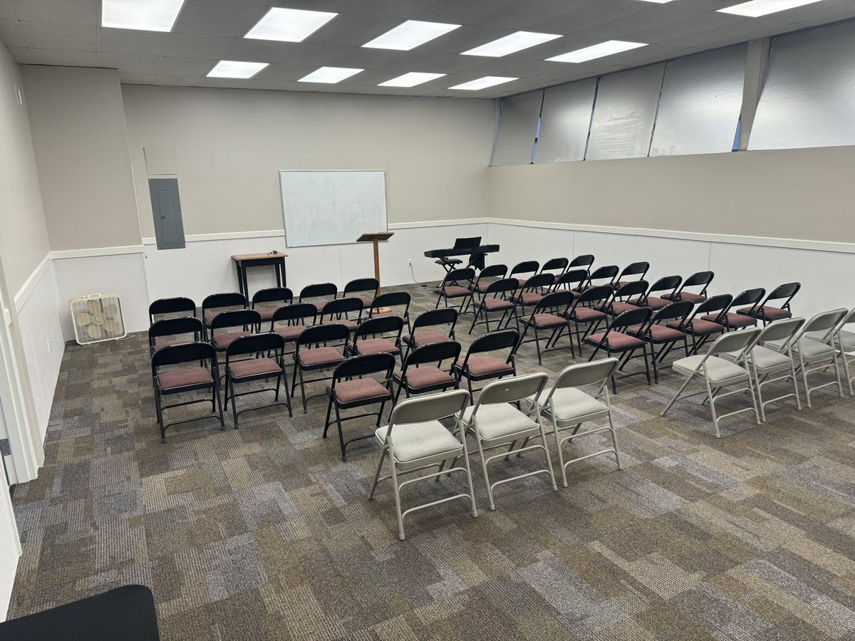 Ed_Russ's tweet photo. Good morning! 

We are getting started early today “Just Doing My Job” and with the help of Chuck and Carol Reynolds, we just finished putting down new carpet in our Crossroads Bible Class room. 

My thought for today is this. . . https://t.co/D9ixwlRW2v