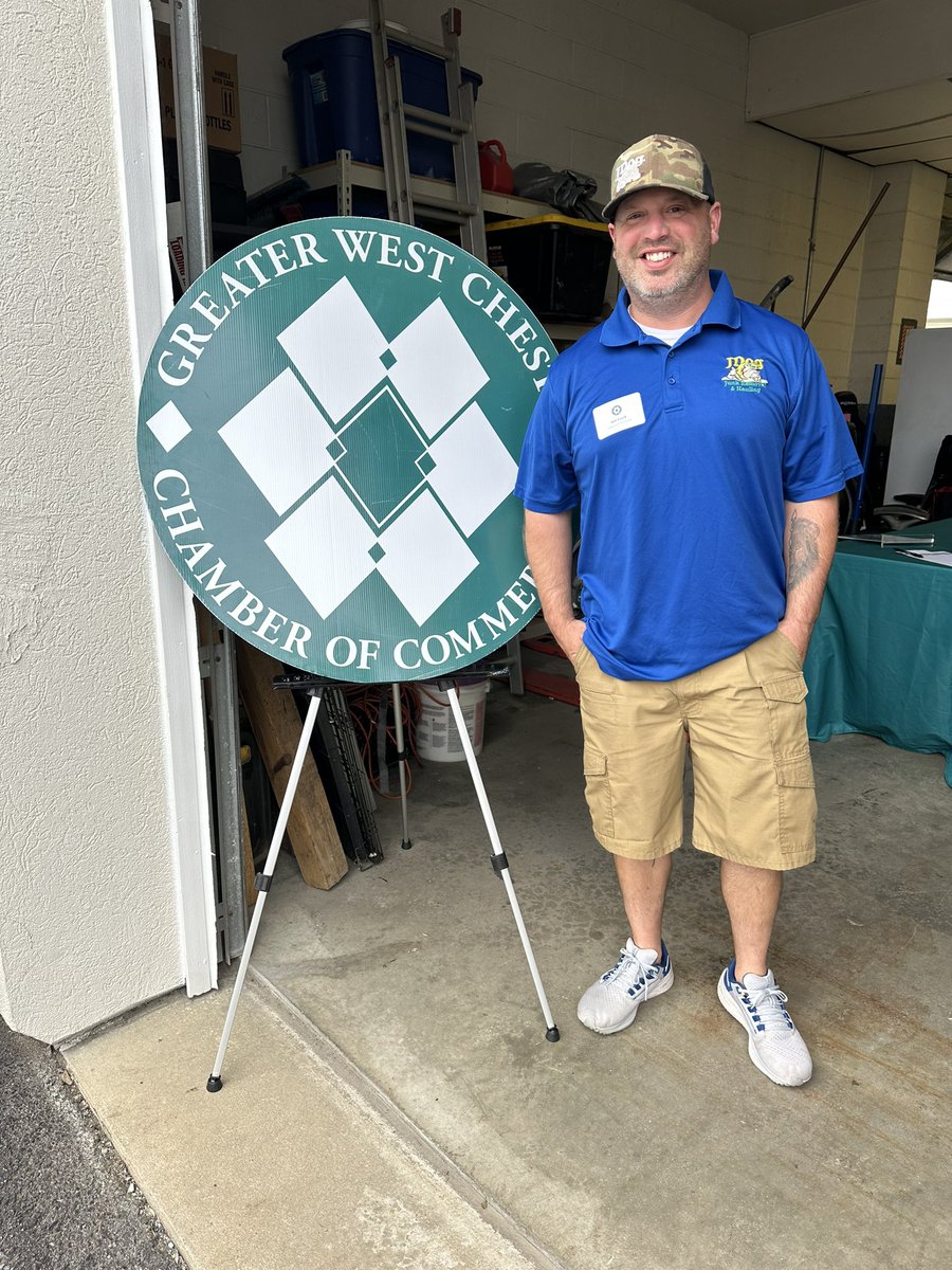 JDogBucksCounty's tweet photo. JDog is a proud member of @GWCC_PA 
We will be out today to assist cleaning up Marshall Square Park. https://t.co/ETXHODSsti