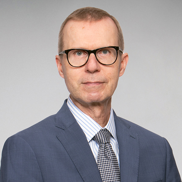 SuomenPankki's tweet photo. Suomen Pankin johtokunta on nimittänyt Meri Obstbaumin johtokunnan neuvonantajaksi. Meri Obstbaum on toiminut Suomen Pankin ennustepäällikkönä. 

Kimmo Virolainen jatkaa johtokunnan neuvonantajana. 

🔗 https://t.co/auW7Kl9xeb

#PankissaTöissä 
@MeriObstbaum @VirolainenKimmo https://t.co/yxAnXLKFLA