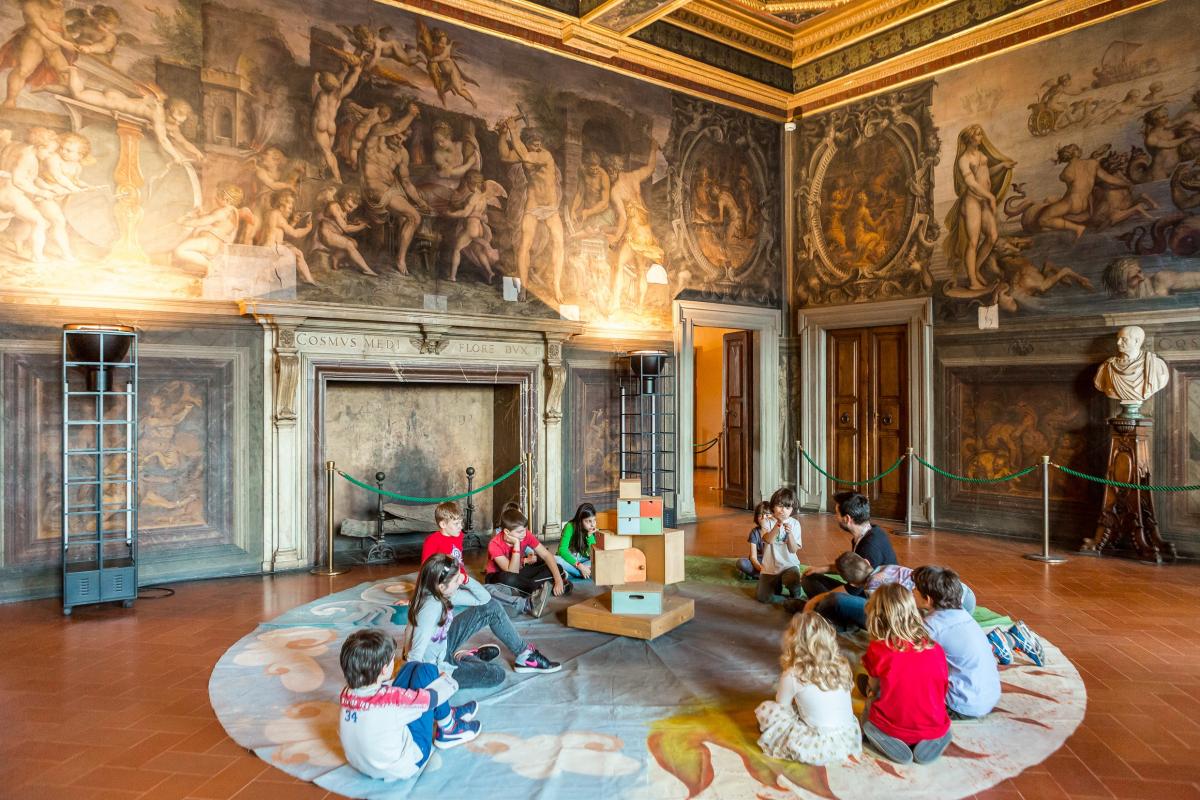 Spring brings Firenze dei bambini, a festival full of appointments, visits, shows and workshops to do with the little ones. With the auspicious subtitle Germogli (Sprouts), #Firenzedeibambini starts tomorrow feelflorence.it/en/dalle-redaz… @comunefi @VisitTuscany 📷@musefirenze