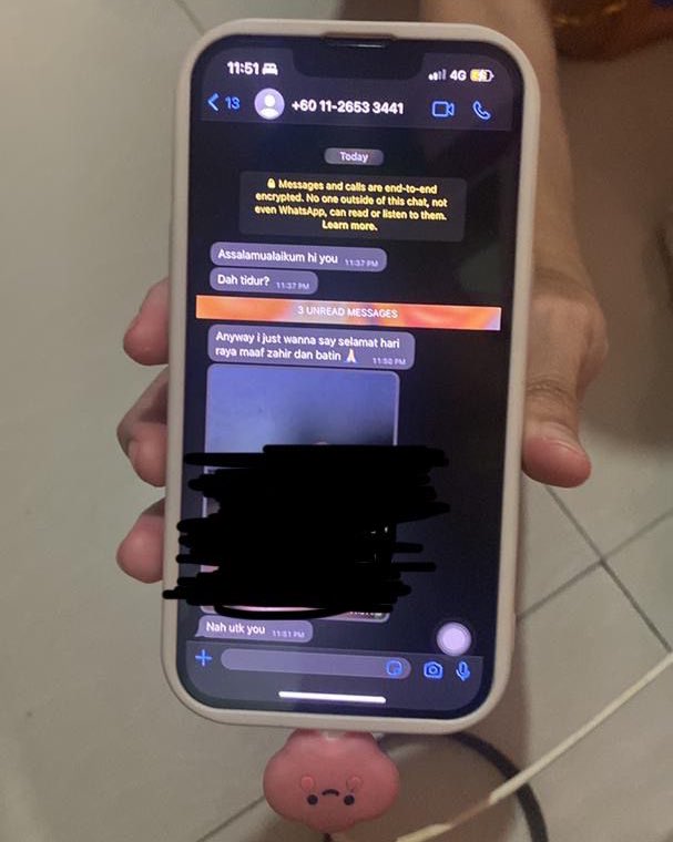 tashibrhim's tweet image. MUHAMMAD BAZIL ZHARFAN selagi kau tak mintak maaf kat kakak aku, aku takkan delete post ni, kau hantar gambar Ko*e legam kau pastu  cakap nak jolok jolok eh kau memang sial. Kakak aku trauma tau sial dah lah tak kenal pastu hantar gambar legam kau eh memang ….