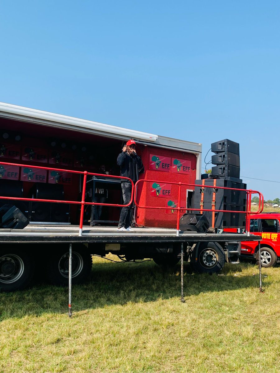 EFFKZN's tweet photo. ♦️In Pictures♦️

Fighters and community members are coming in numbers as we build up towards an activation community meeting that will be addressed by EFF SG @DlaminiMarshall

The EFF will embark on a Load shedding March in Pietermaritzburg this coming Friday.

#EFFPMBMarch. https://t.co/V6ah4ujhGS