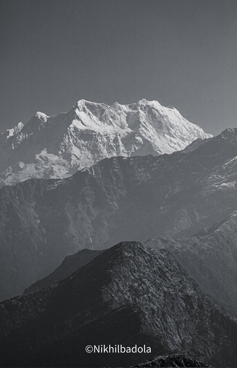 Everything will be alright when, I am in the mountains.
The smiles will be there, you know love.

#mountains #himalaya #thegreathimalaya #mountainsarelove #orophile⛰️ #monochrome #dailymotivation #fuckdepression #canonphotography #canon_photos #shotoncanon1500d