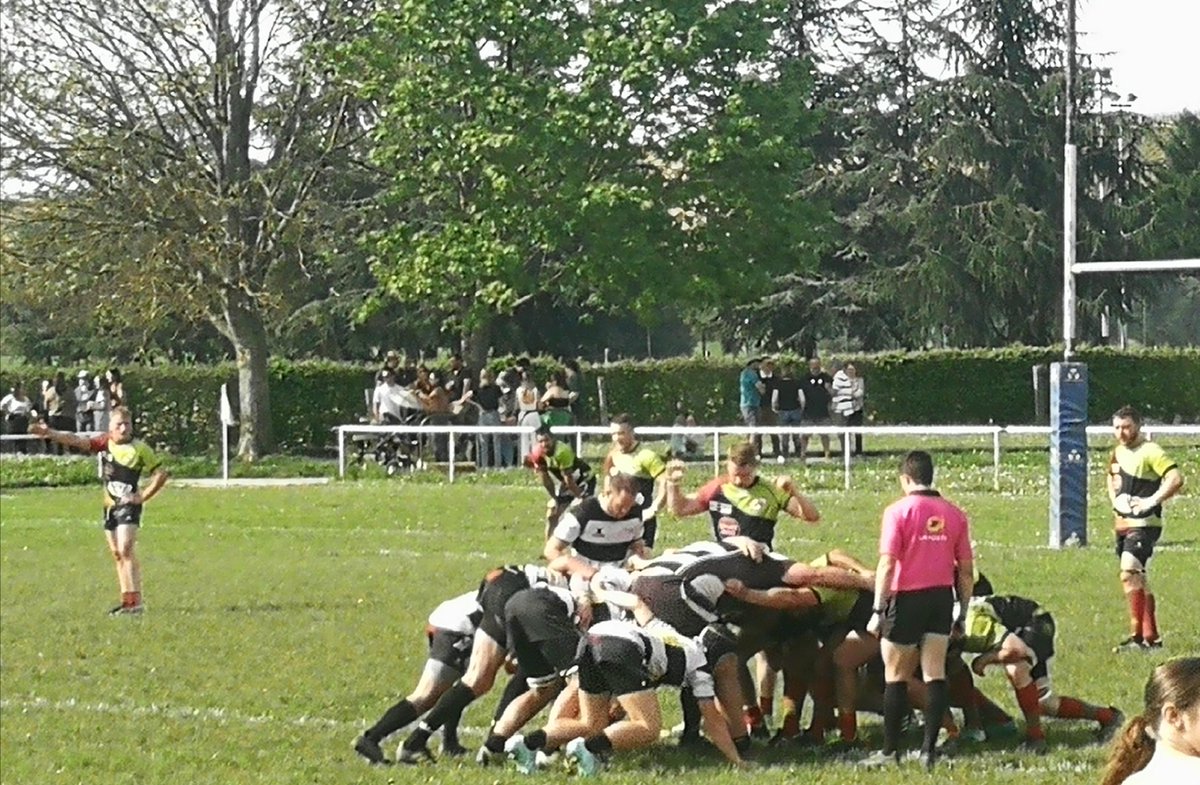 Travail d'équipe en Bourgogne-FC

Hier, lancement d'une démarche de Management dans un comité de direction d'un site industriel de l'agglomération dijonnaise. 

Lundi, c'était à Besançon pour le bilan un an après d'une réorganisation de l'encadrement. 

Vendredi à Nevers en PME