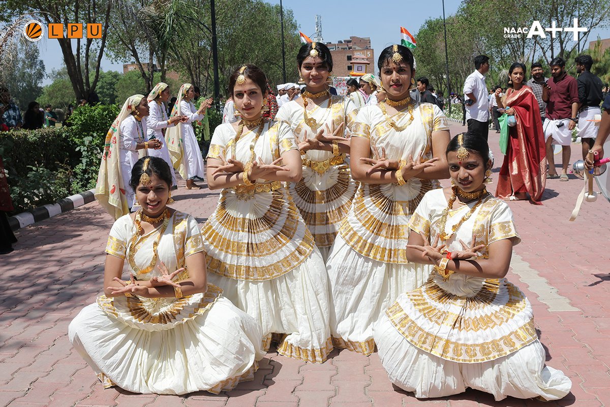 One India 2024's procession emphasised the unique and distinct cultures of the many states. Students from several states were given a platform to share their rich history and traditions.
 #OneIndia2024 #DiversityCelebration #InclusiveCulture #UnityInDiversity #CulturalHeritage