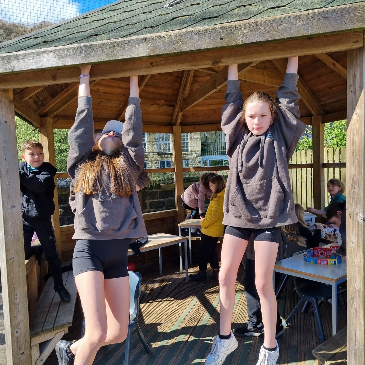 HebFed1's tweet photo. As part of OPAL developments in the playground, we had small world play happening in the hut, as well as larger construction zones and some kids, well just...hanging about!
Current record for hanging without letting go is 3 mins 25 secs set by Joni in Yr 5...could you best that? https://t.co/Wd0PgV5g5n
