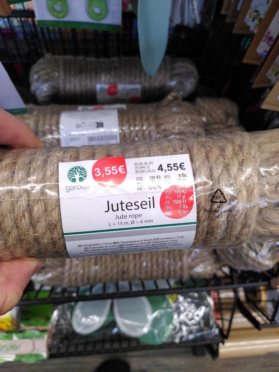 Für den Rheinländer fehlt da doch ein Leerzeichen!